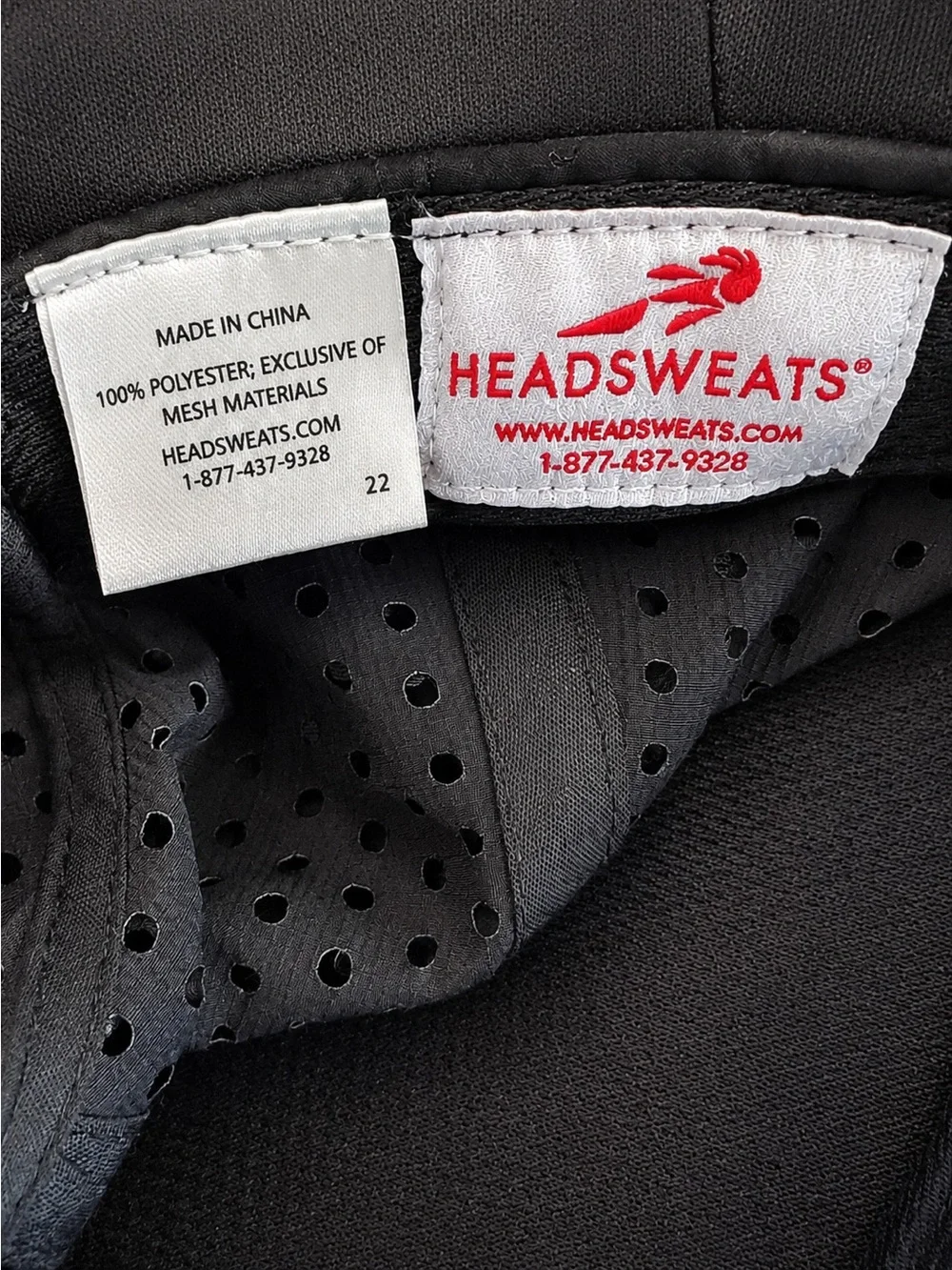 Headsweats Flying Pig NWOT Marathon Pink Black Performance Running Hat
